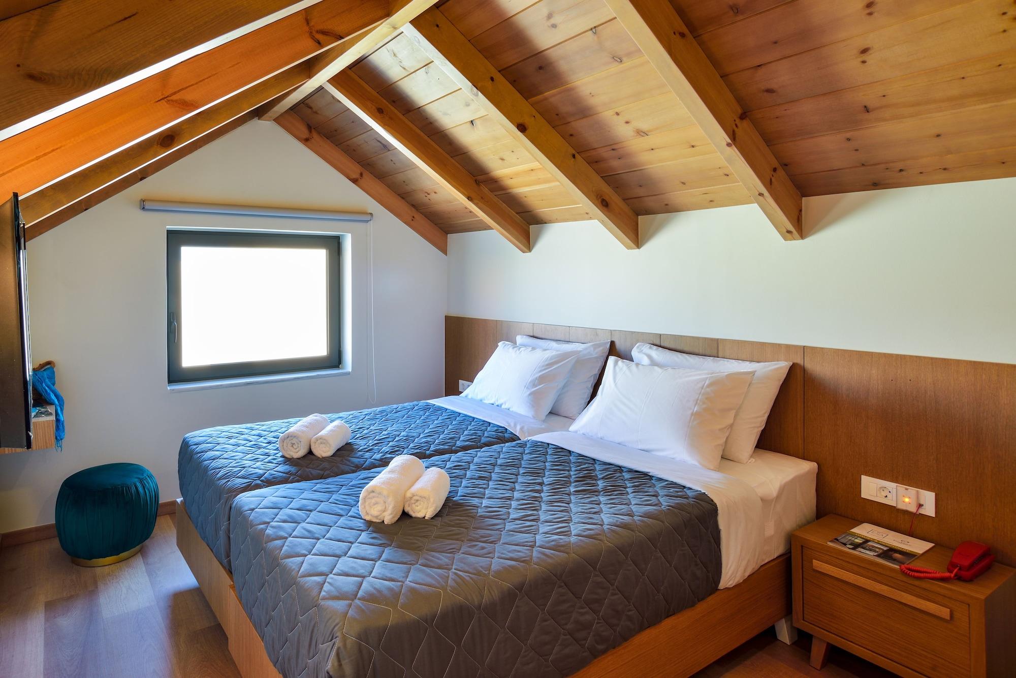 Elia Hotel 4*