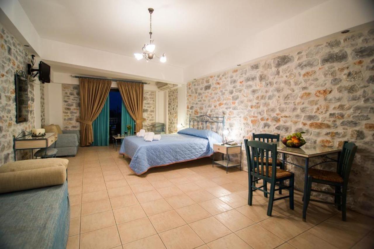 Vathi Aparthotel 4*