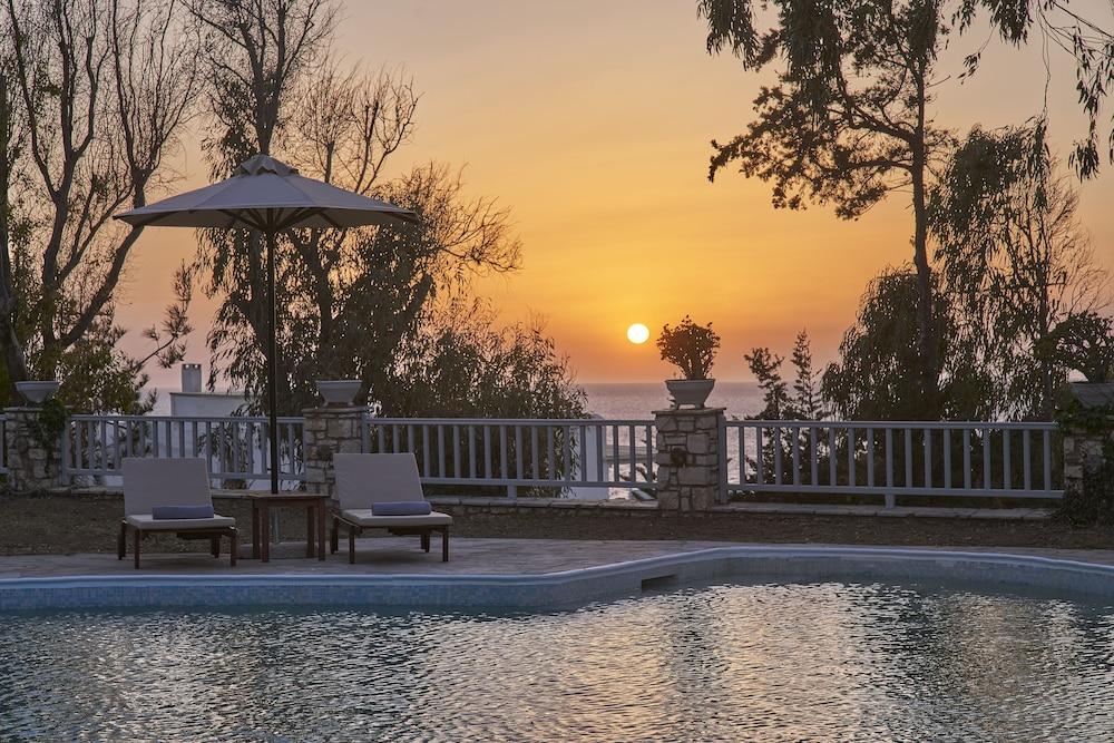High Mill (adults Only) 4*