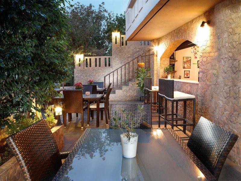 Aparthotel Sun Nicolas Kato Daratso