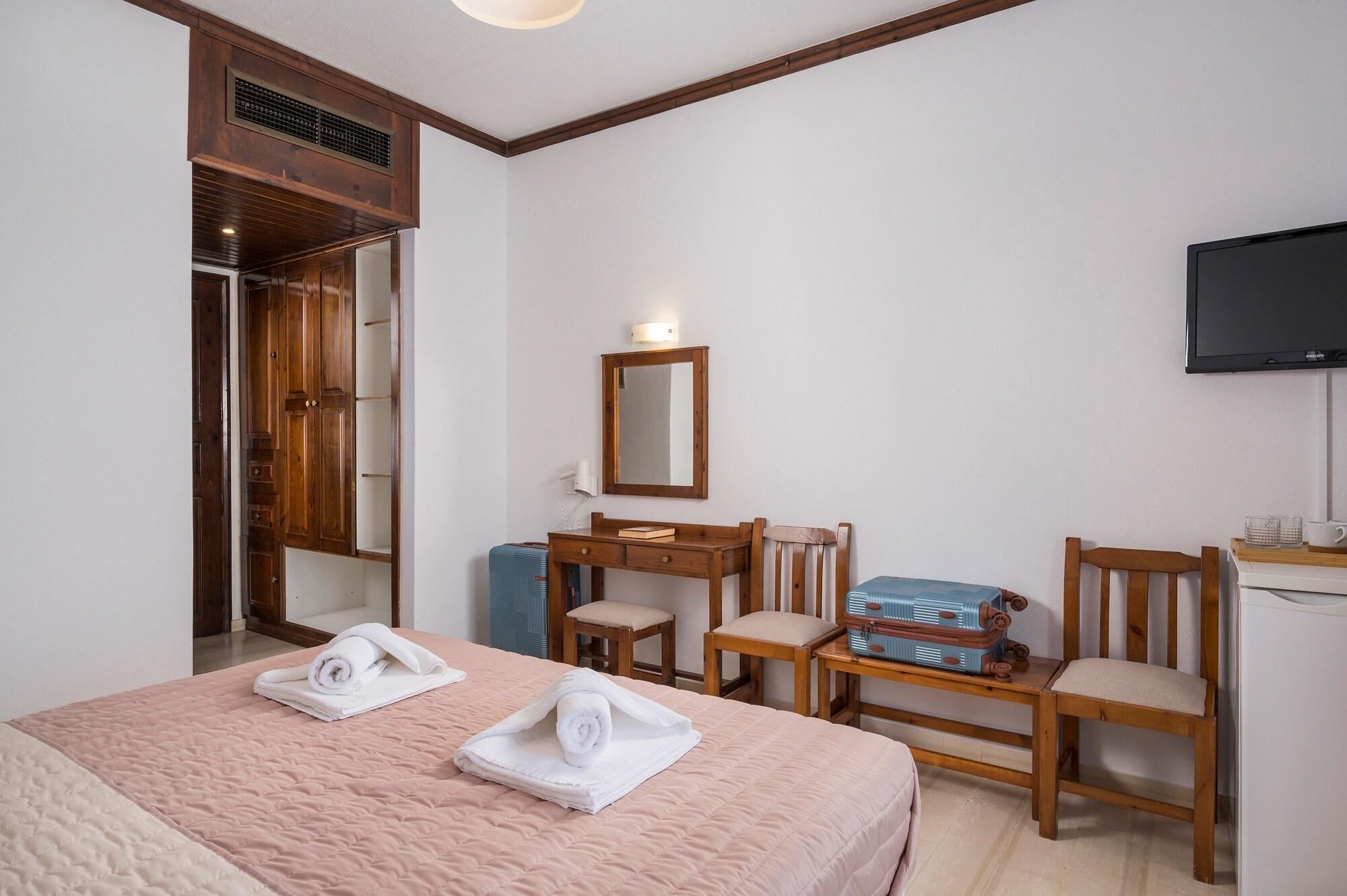 Hotel Lena Kalathas