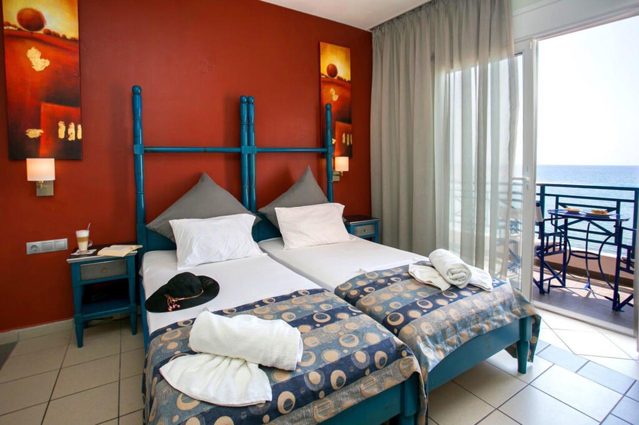 Thalassies Hotel 3*