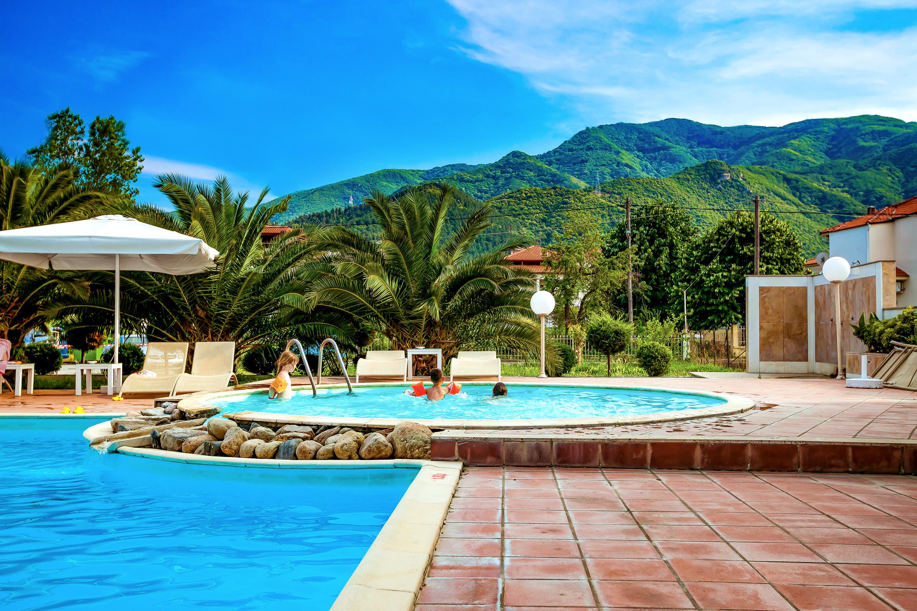 Stavros Hotel 3*