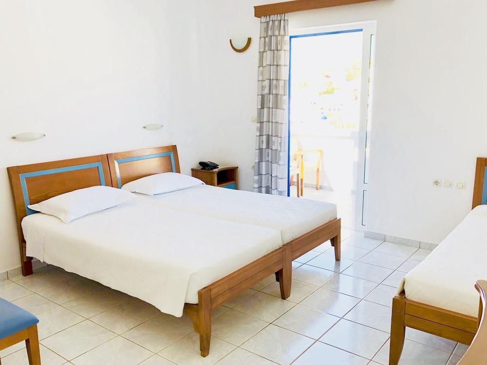 Lofos Village Hotel