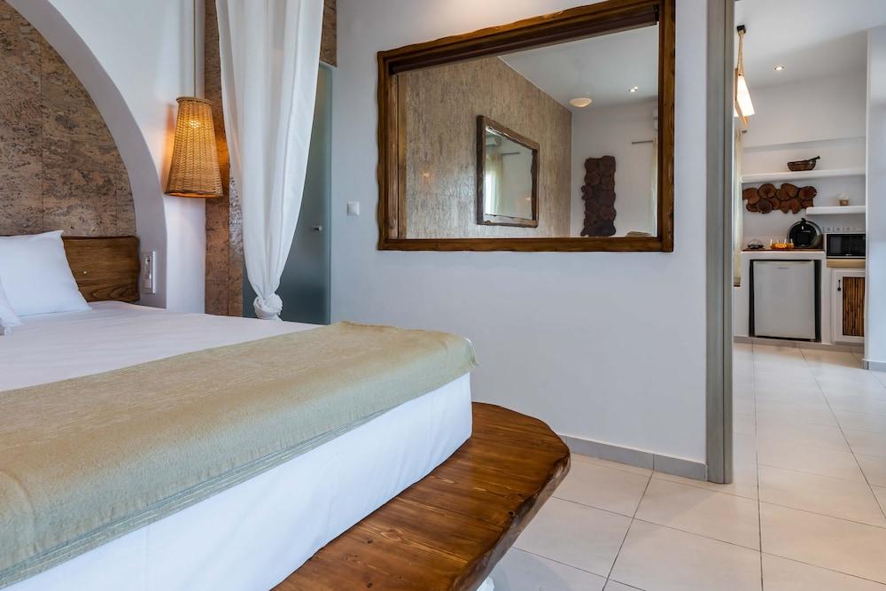 Hotel Niki Savvas & Pollonia
