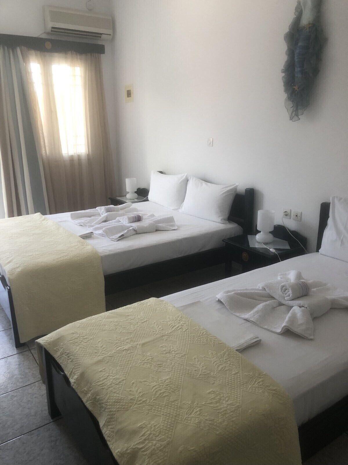Anna Zisimos Guest house