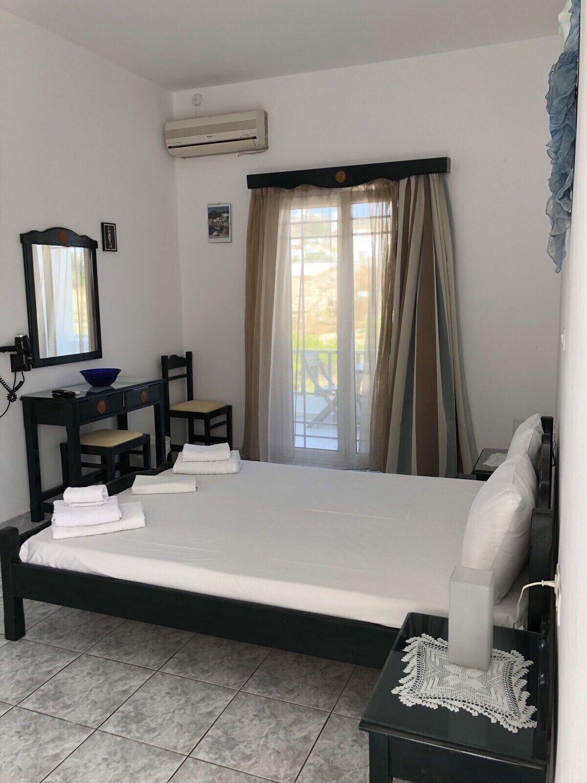 Guest house Anna Zisimos 2*