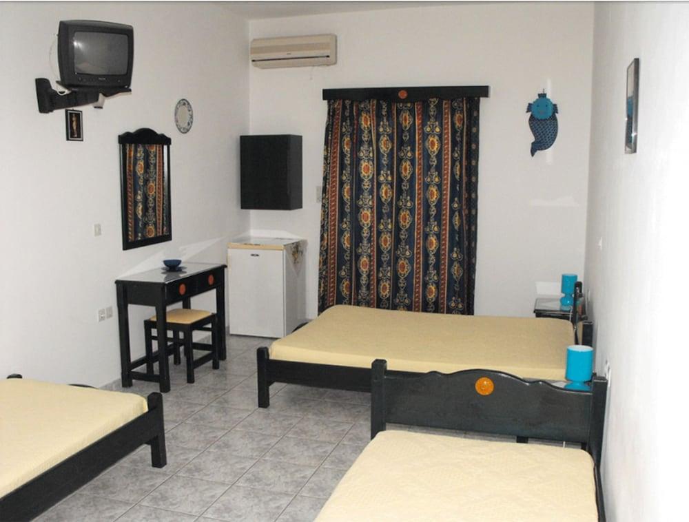 Anna Zisimos Guest house 2*