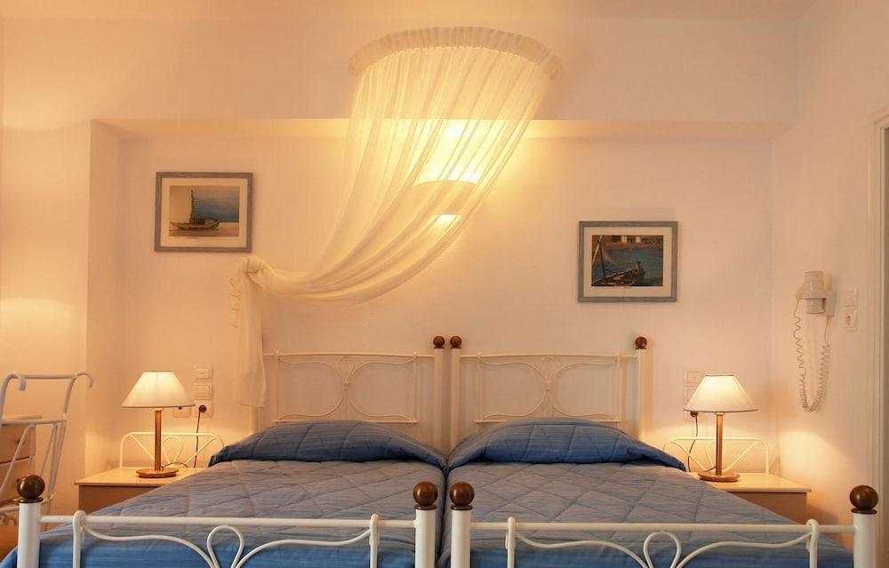Vardia Bay Aparthotel Karavostasis (Folegandros)