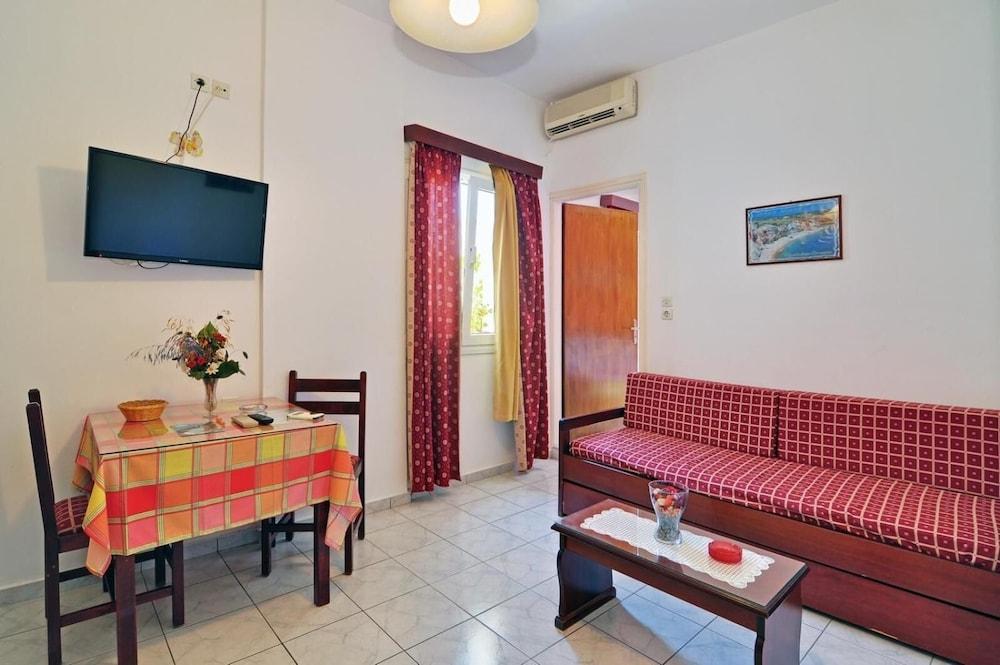 Apartment Mimoza *
