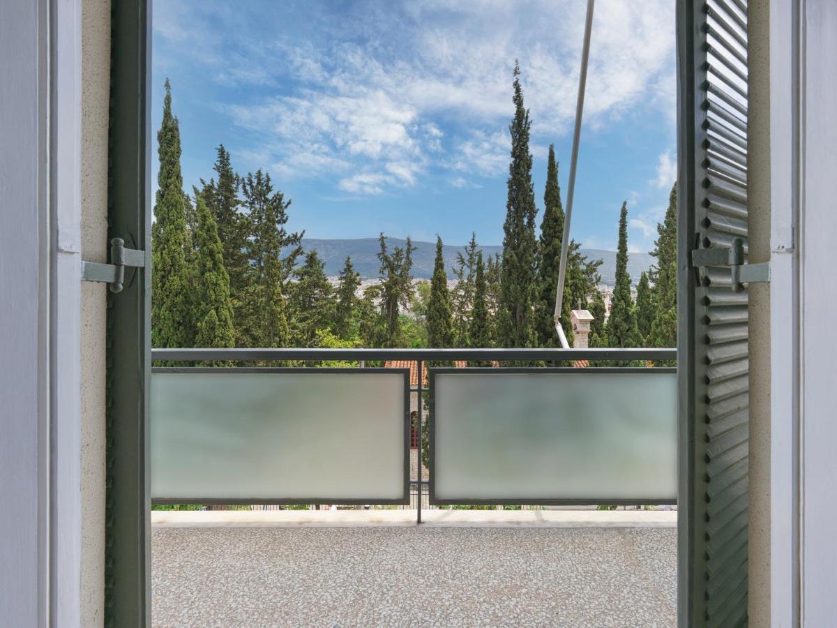 Beautiful In Kolonaki Apartment Athens