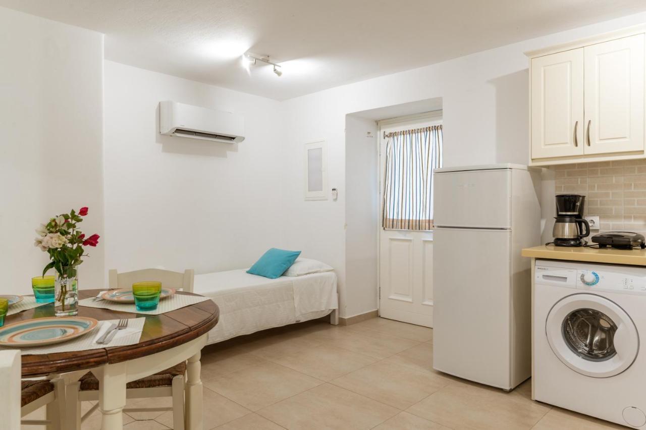 Holiday home Afroditi Yasemi B Ftelia (Mykonos)
