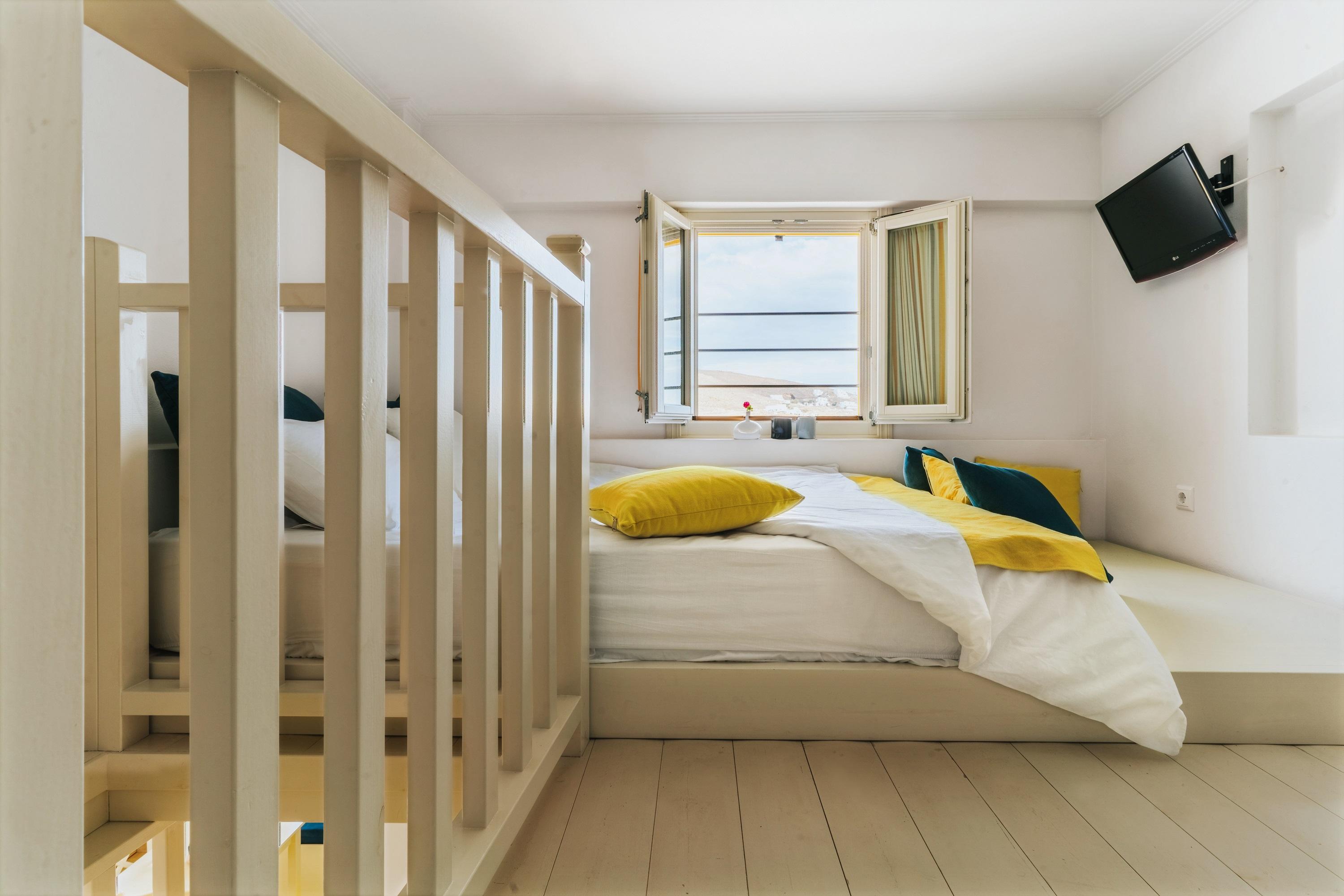 Aelia & Aparthotel 3*