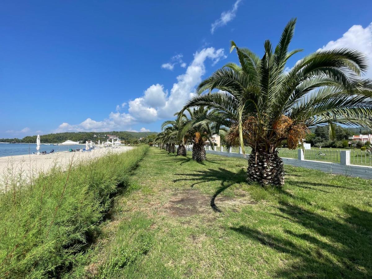 Holiday home 7 Person Neos Marmaras Front *