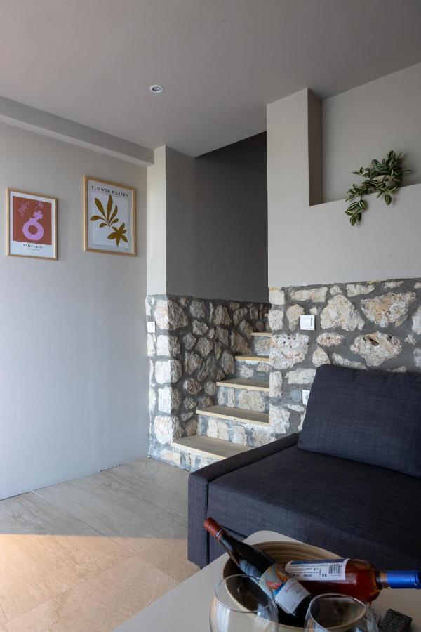 Marcon Stone House Villa Nikiana