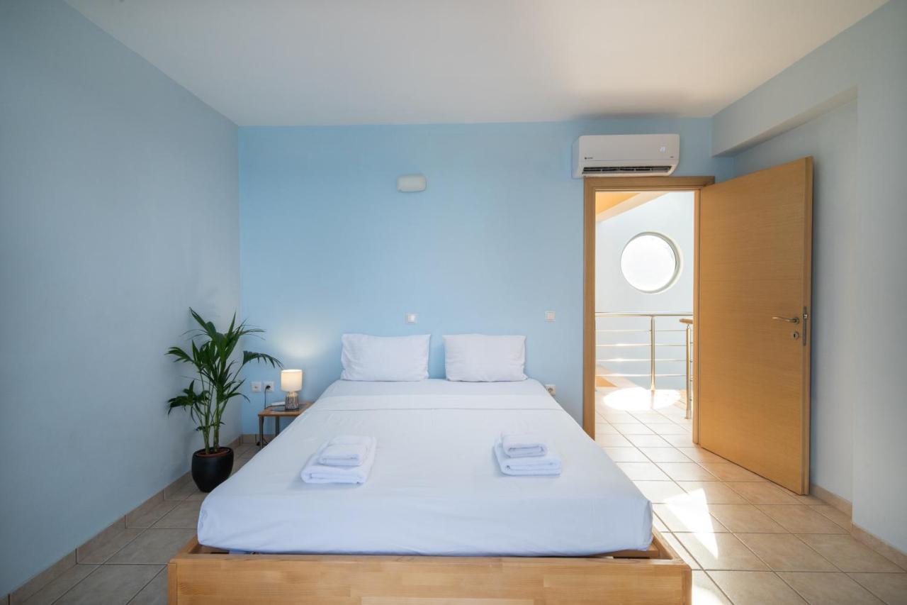 Spacious Beachfront Maisonettes With Stunning Views & A Private *