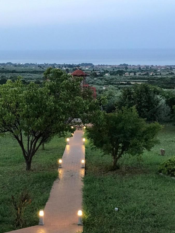Amfitriti Holiday home *