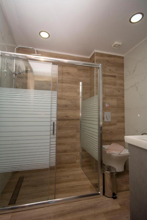 Apartment Korfali *