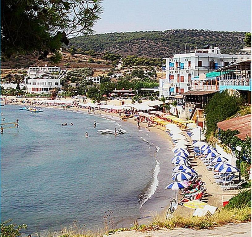 Costantonia Holiday * Agia Marina (Aegina)