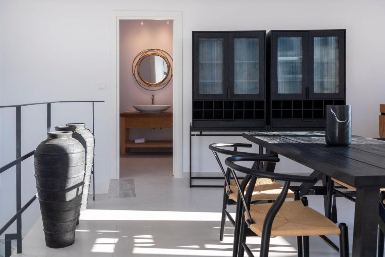 Luxurious Santorini Escape Villa Imerovigli Private Infinity Pool Breathtaking Aegean Views