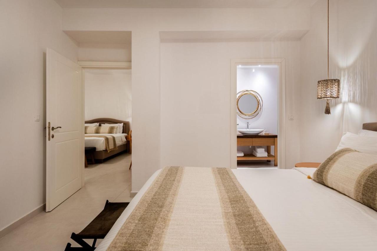 Luxurious Santorini Escape Villa Imerovigli Private Infinity Pool Breathtaking Aegean Views *