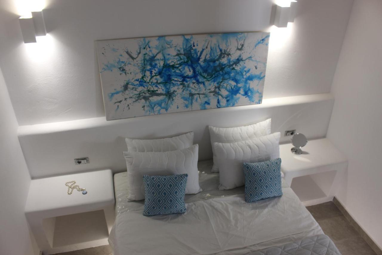 Ab Living Santorini Emporio (Santorini)
