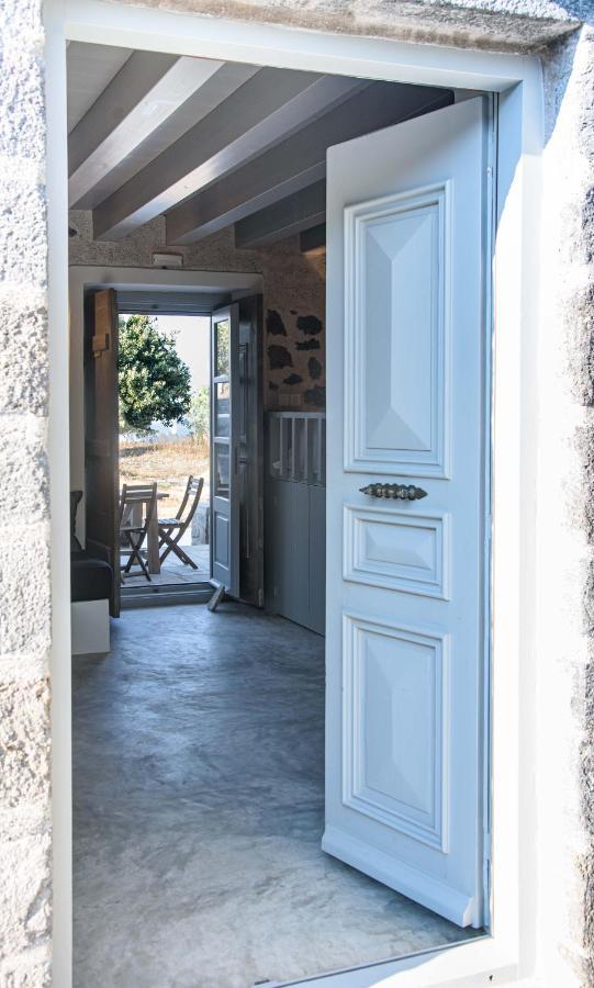 Apartment Pavlaina Complex Of Traditional Residences In Nisyros. Enjoy The Garden And The Sea View *