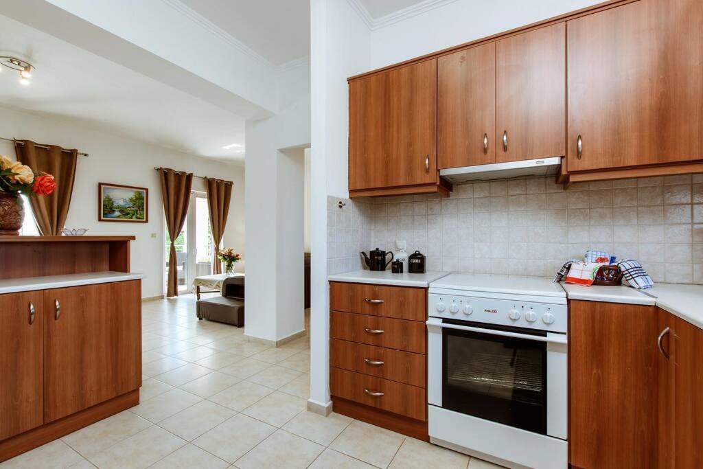 Apartment Erato *