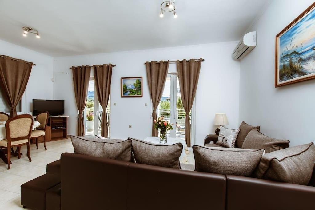 Erato Apartment Kissamos