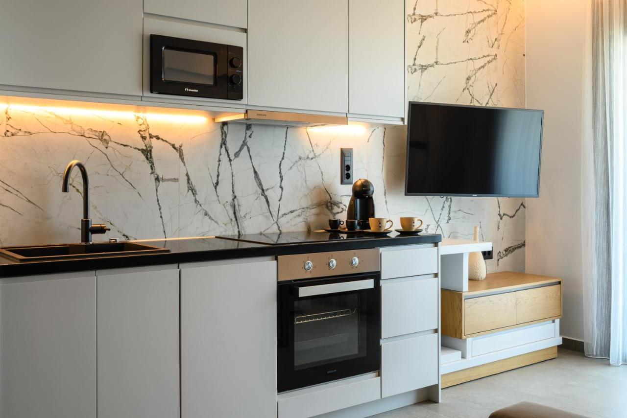 Amare Apartment