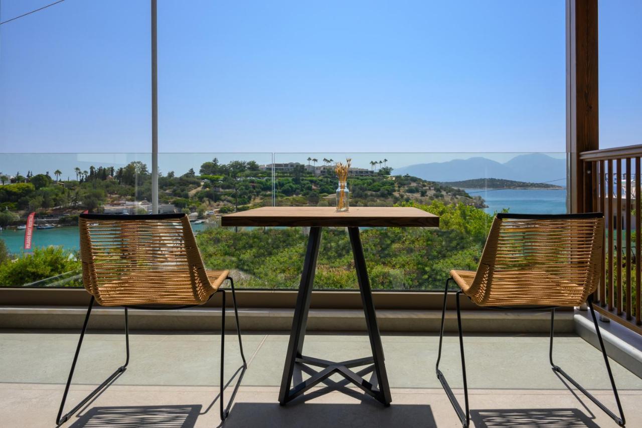 Amare Apartment *