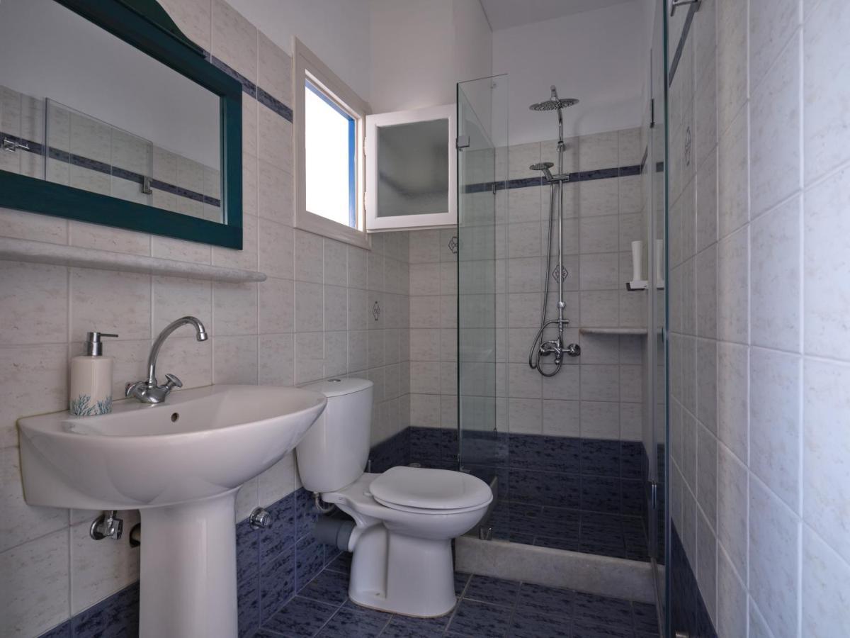 Apartment Manolis *