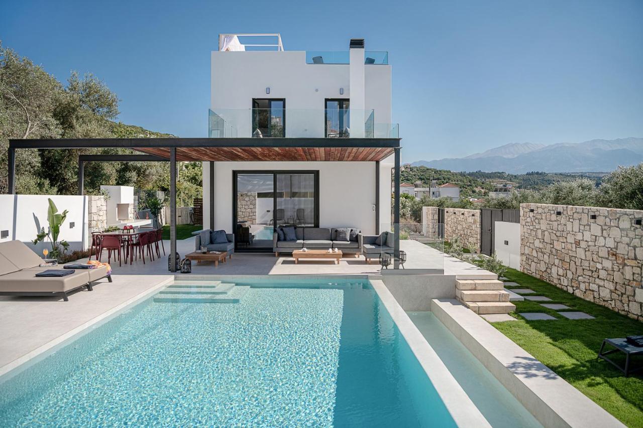Avrilia Seaside Heated Pool Almyrida (Crete)
