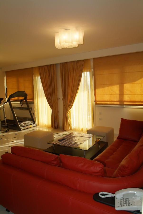 Villa Liberty: Classic Luxury Sea View With Private Pool *