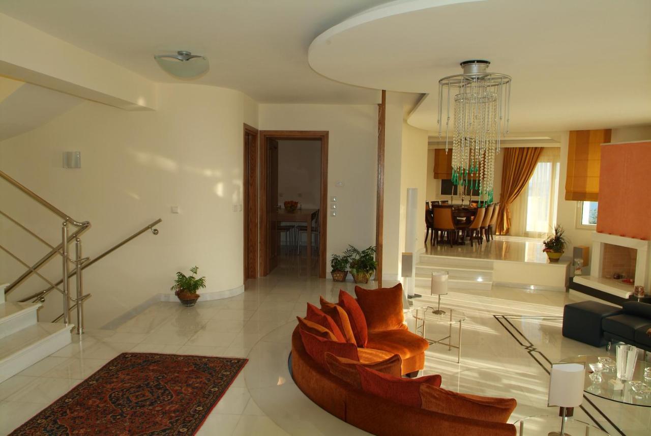 Liberty: Classic Luxury Sea View With Private Pool Villa