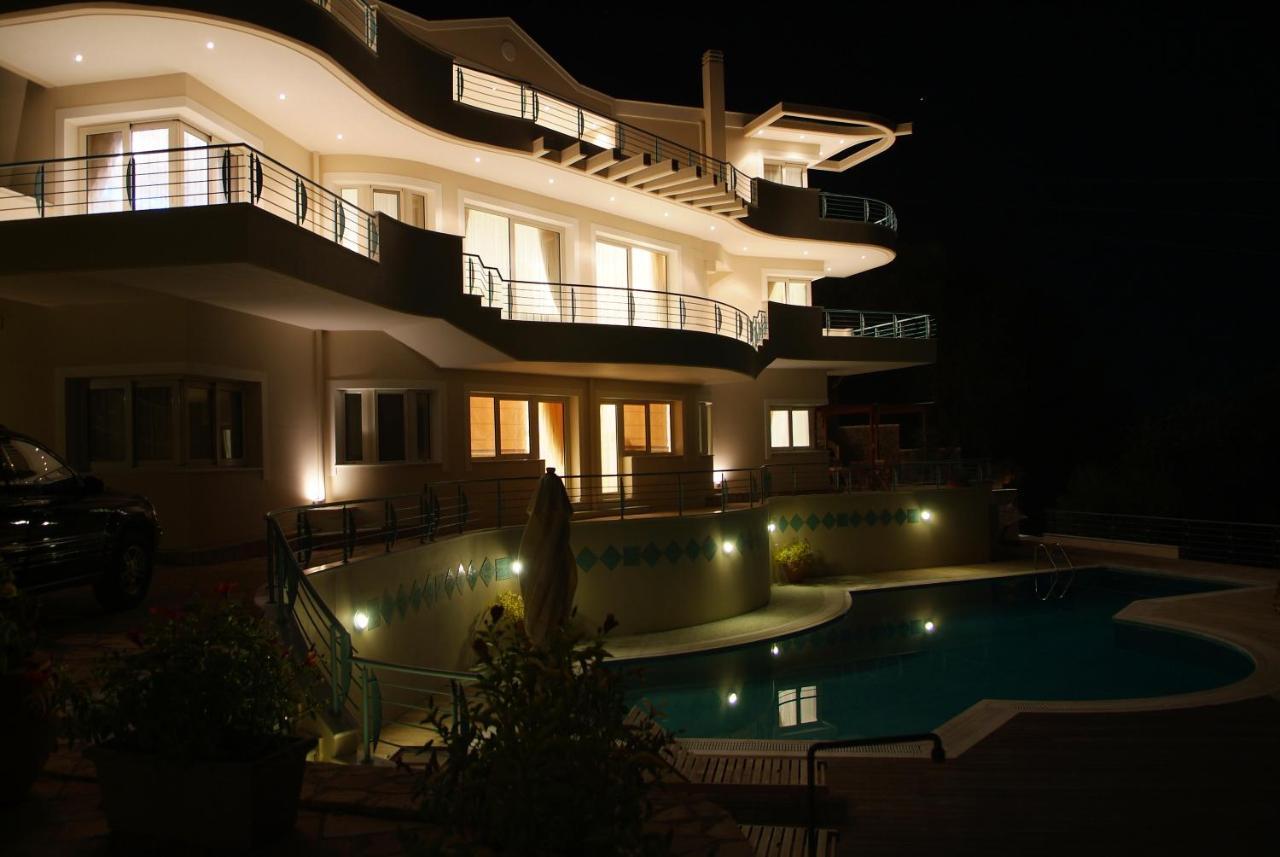 Liberty: Classic Luxury Sea View With Private Pool