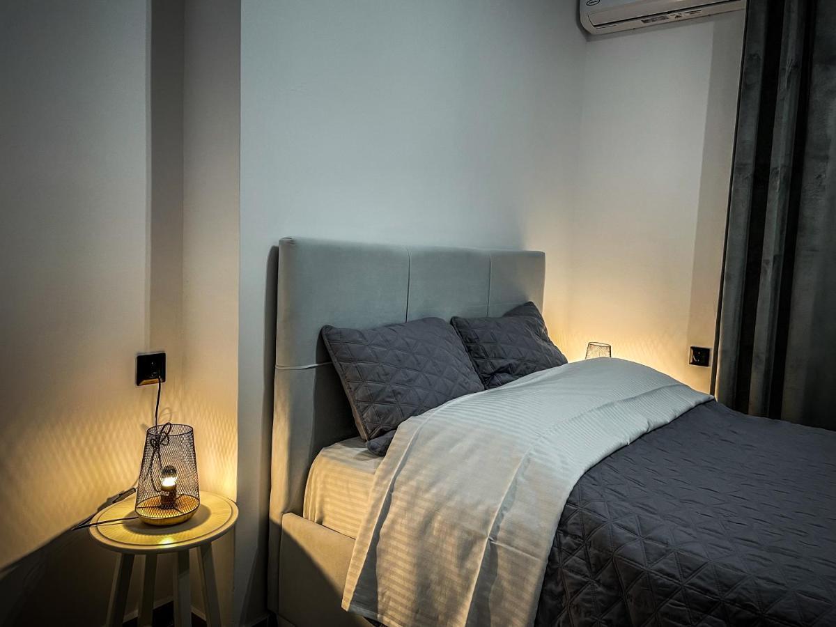 Apartment The *