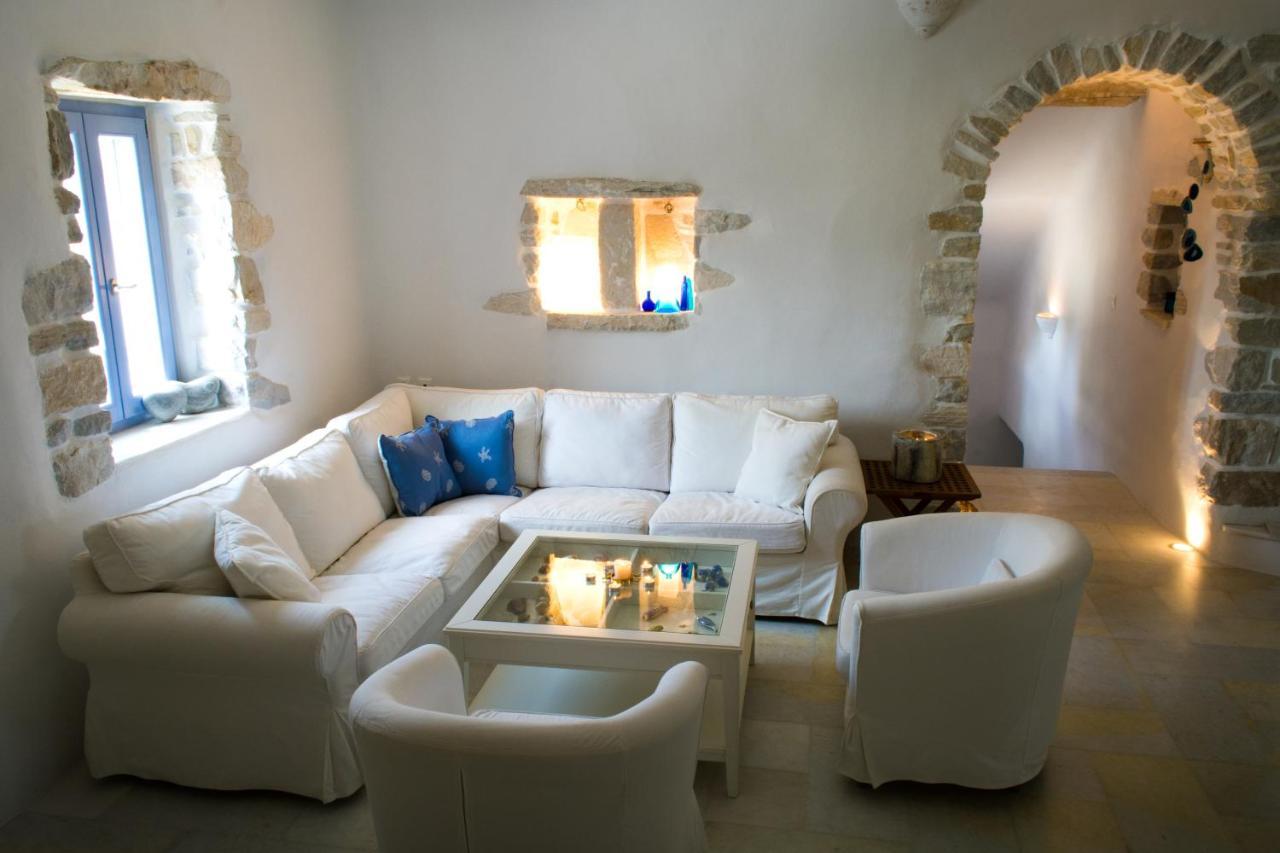Kalma Santa Maria (Paros)
