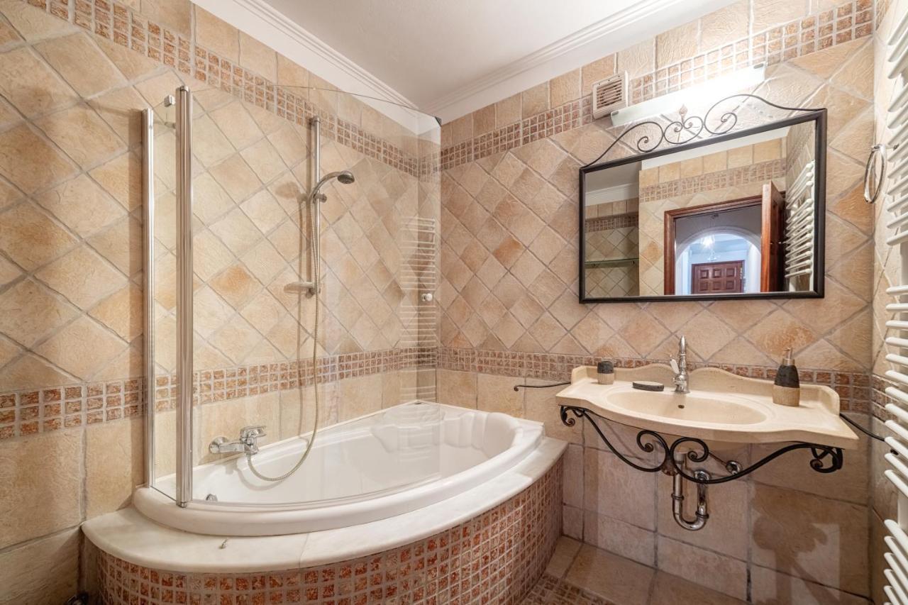 Harmony Garden Apartment