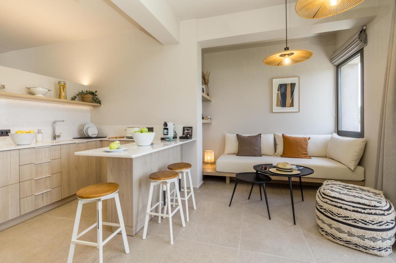 Topos Apartment *