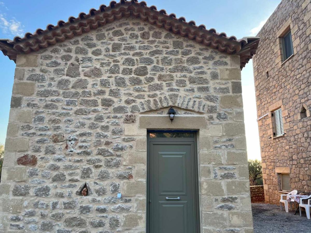 Elaionas 3 * Riglia
