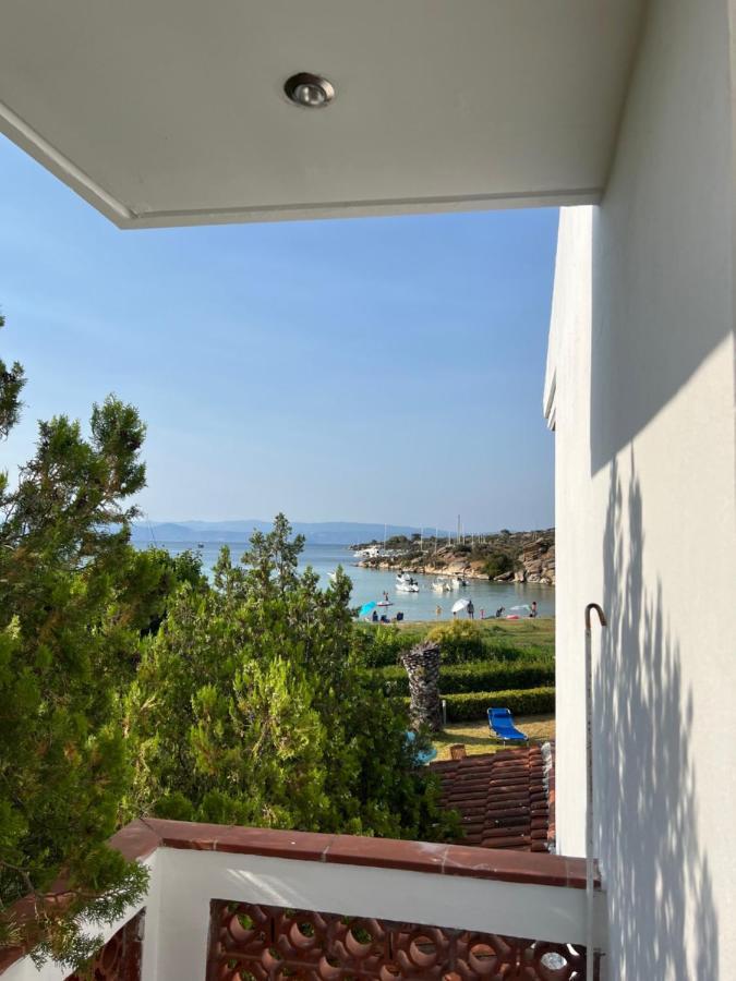 Holiday home House Seafront Latoura