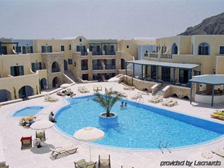 Aegean Plaza Kamari (Santorini)