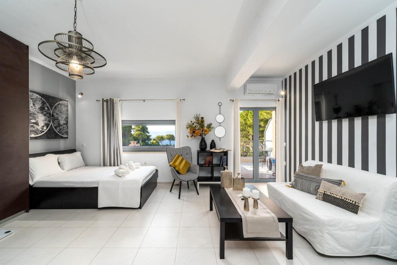 Byron Luxury Apartment *