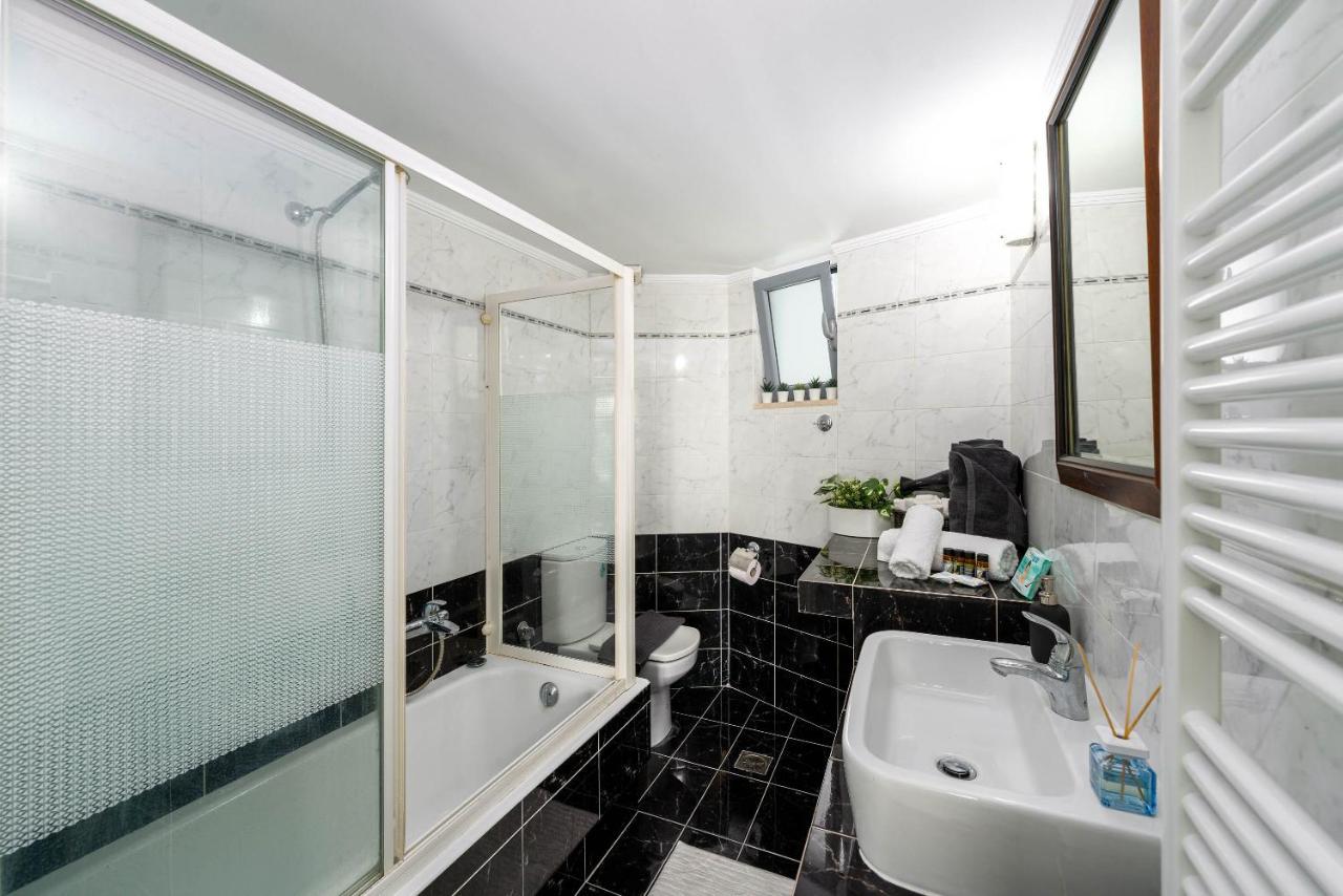 Apartment Byron Luxury Aigio