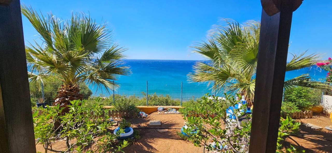 Ra's Seacastle Apartment Tsoutsouros (Crete)