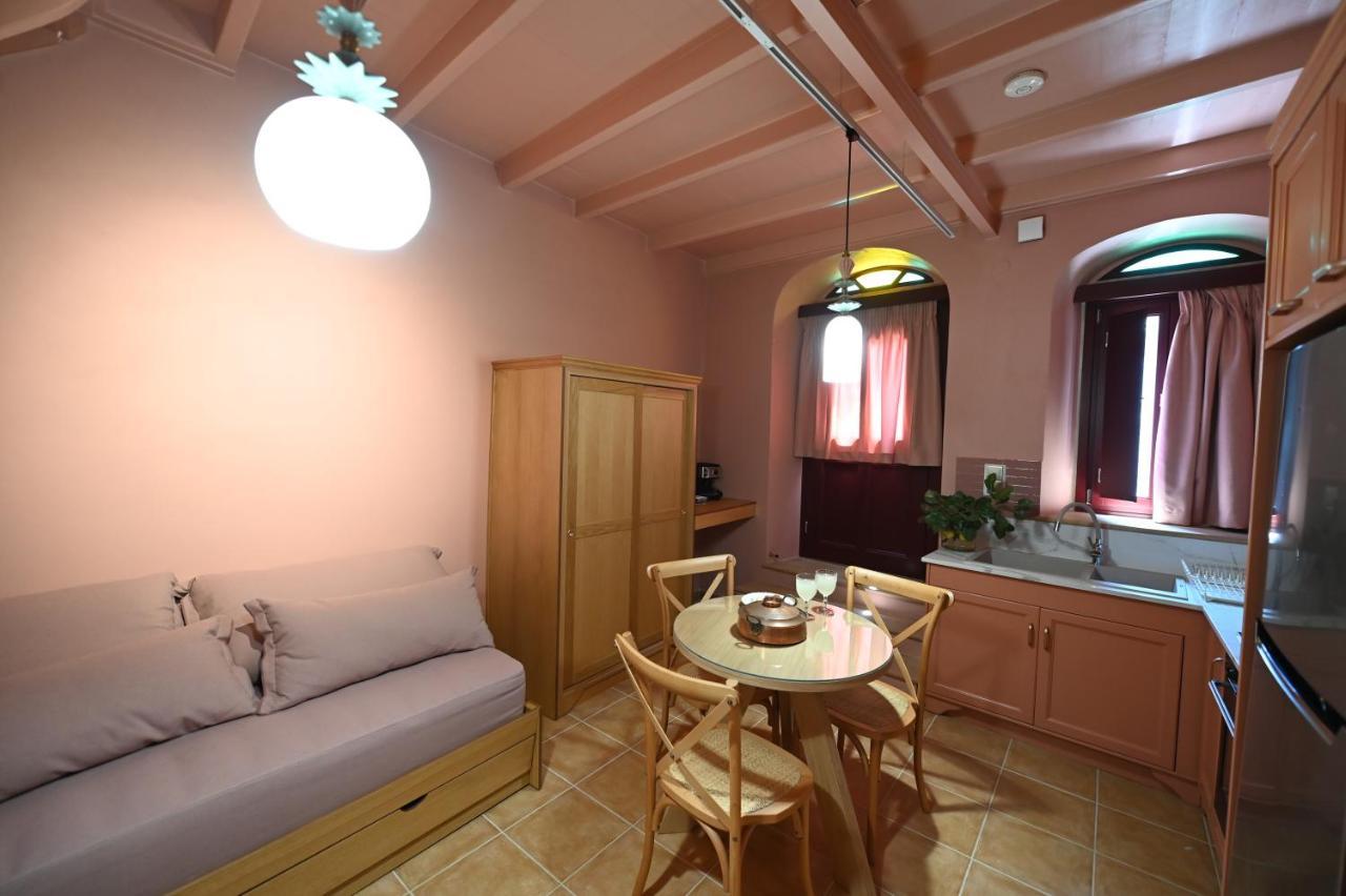 Philoxenia Traditional Apartment *