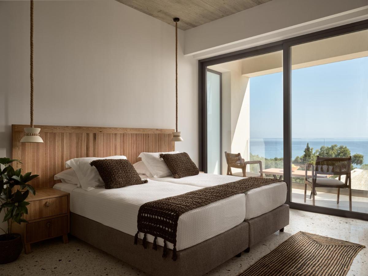 Ismet Villa, A Seaview Glorious Hideaway, By Thinkvilla Villa *