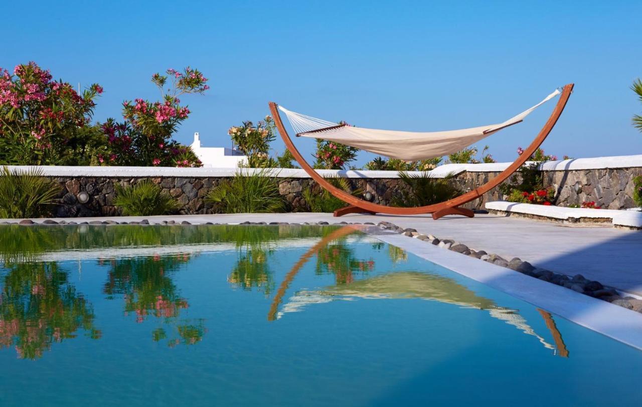 Villa Lovely Santorini 3 Bedrooms Petra Private Pool Outdoor Dining Area Exo Gialos Karterados (Santorini)