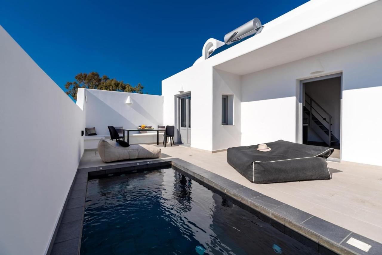 Charming Santorini 2 Bedrooms Premium Private Heated Pool Refined Interior * Perissa (Santorini)